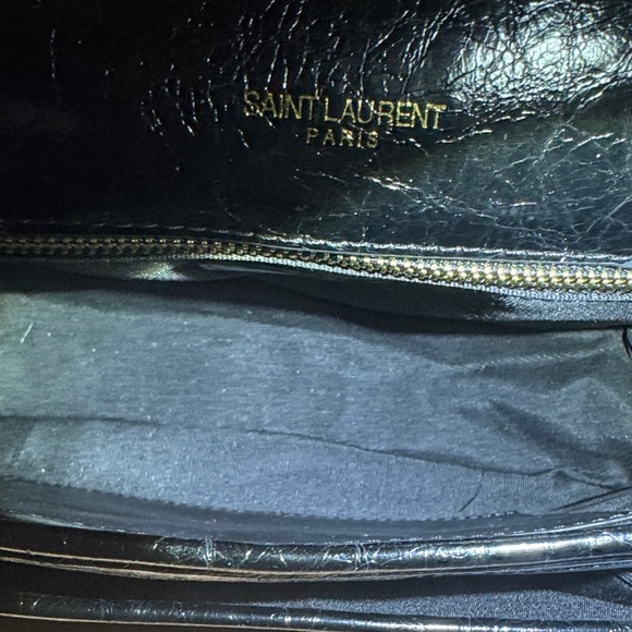 Saint Laurent Black Quilted Leather Shoulder Bag with Gold Chain. - Picture 8 of 16